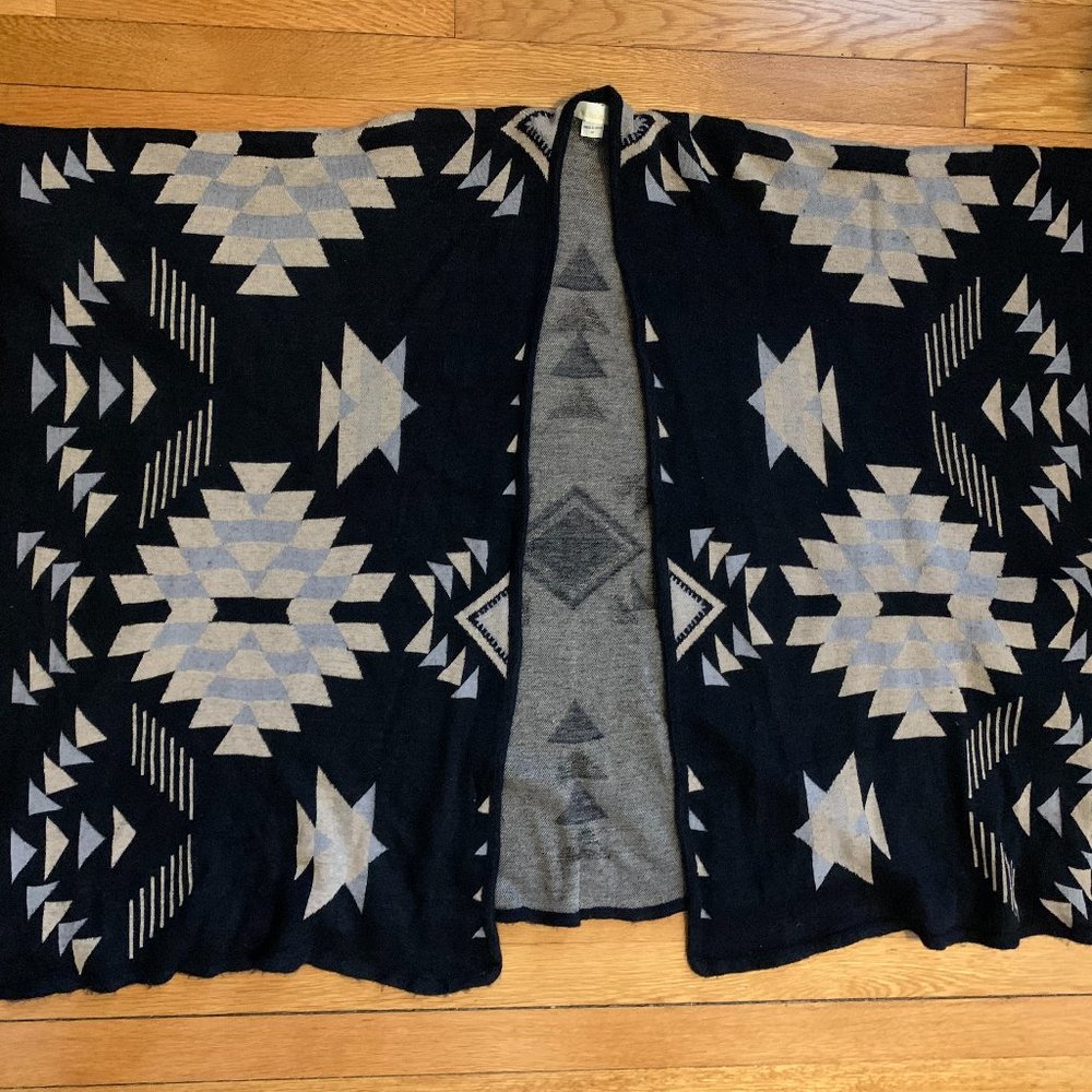 Francesca's Blanket Cardigan
